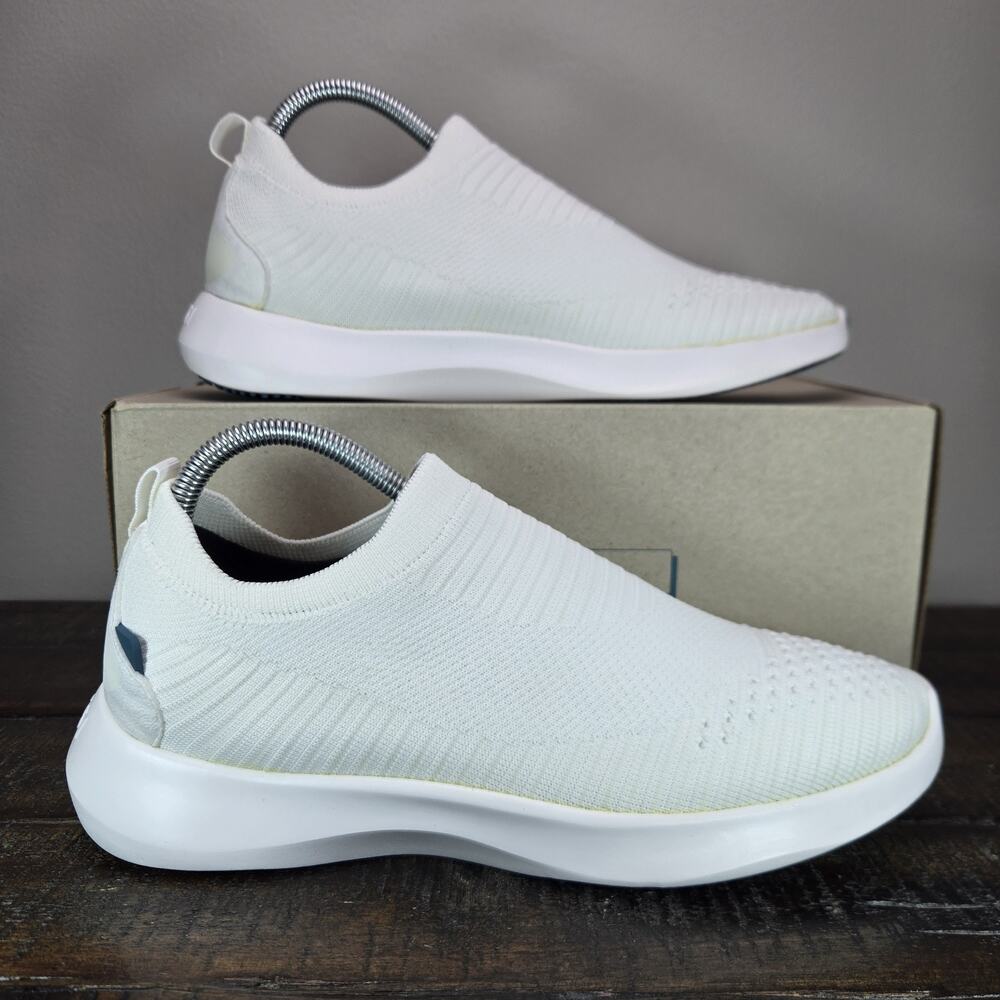 NEW Vessi Everyday Move Slip On Womens Size 9 Waterproof Shoes Sneakers White